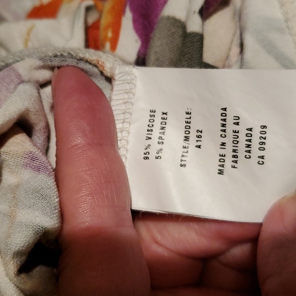 Cleo sleeveless top v-neck size XL multicolored - Picture 4 of 6